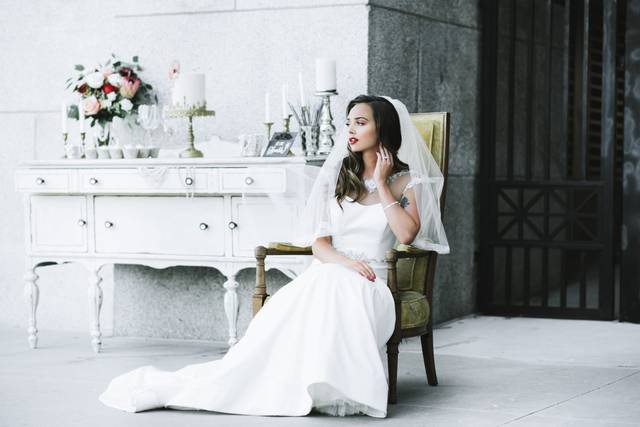 Old Hollywood Vintage Glam