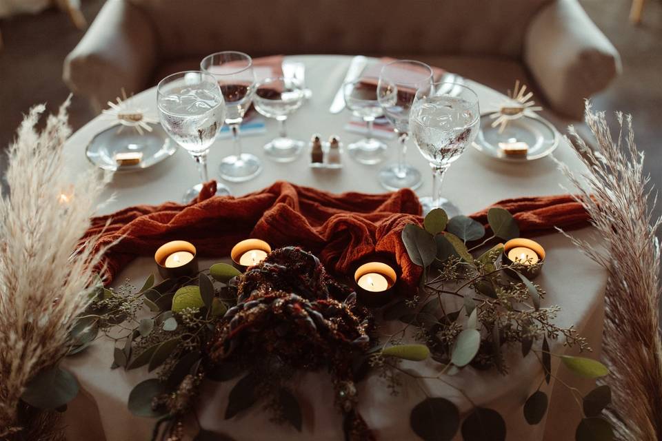 Dressed up sweetheart table