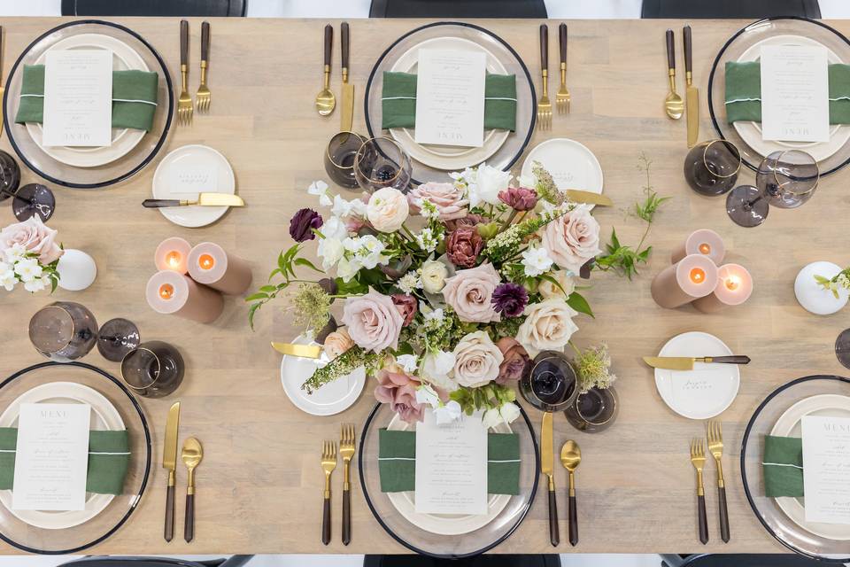 Dinner tablescape