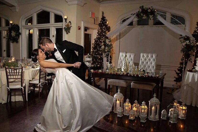 Romantic kiss