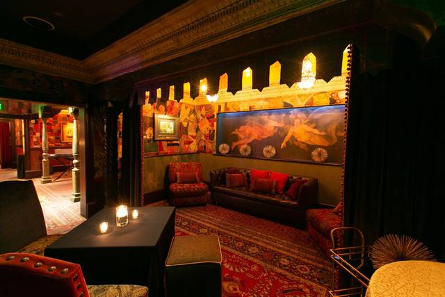 Cocktail hour lounge