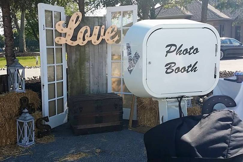Hollywood Photo Booth