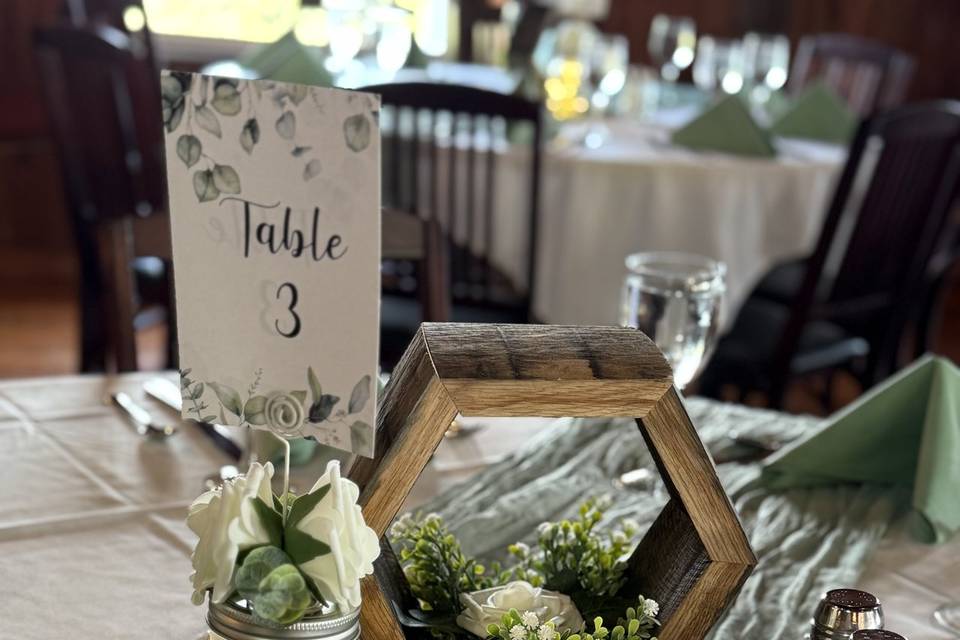 Octagon centerpiece