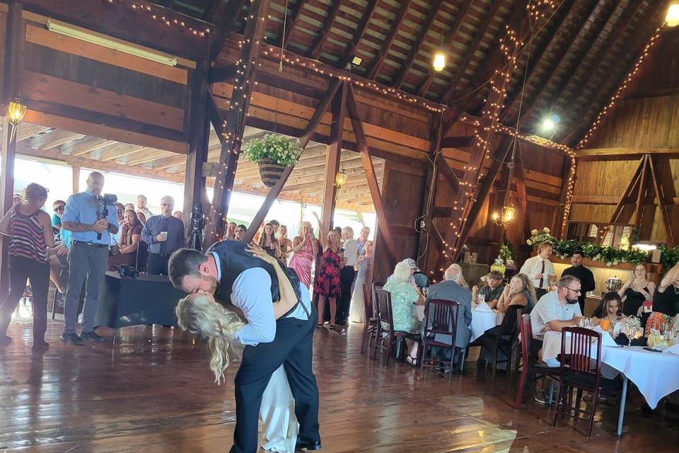 Dance floor dip