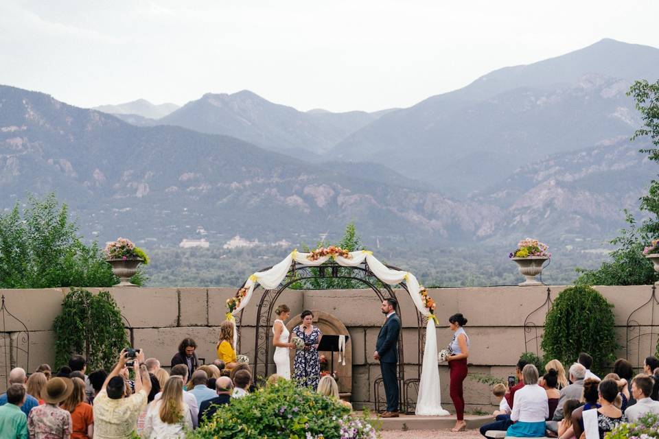 Couple at the altar