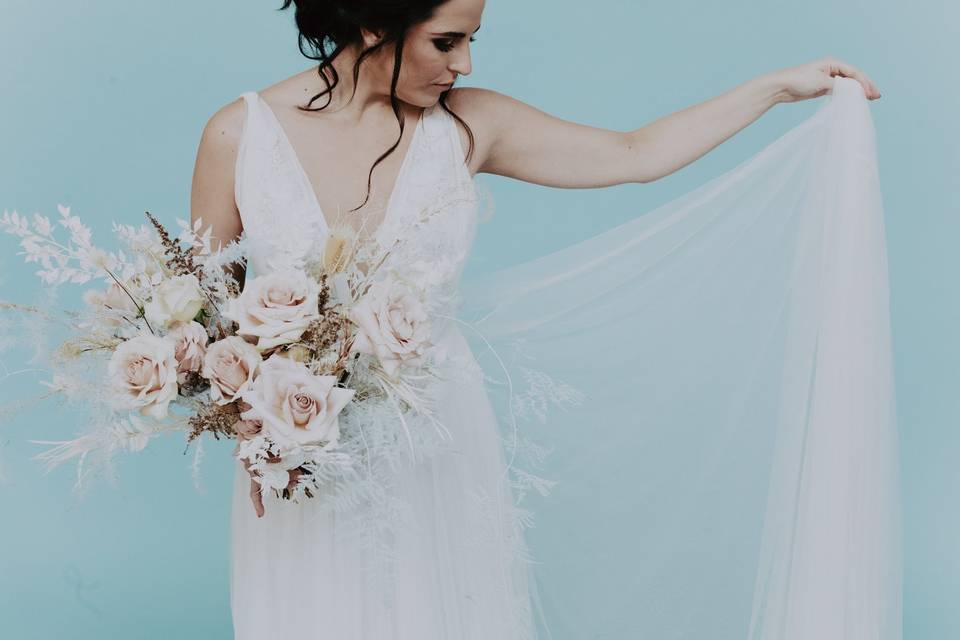 Wedding flowers | EmVision Photography