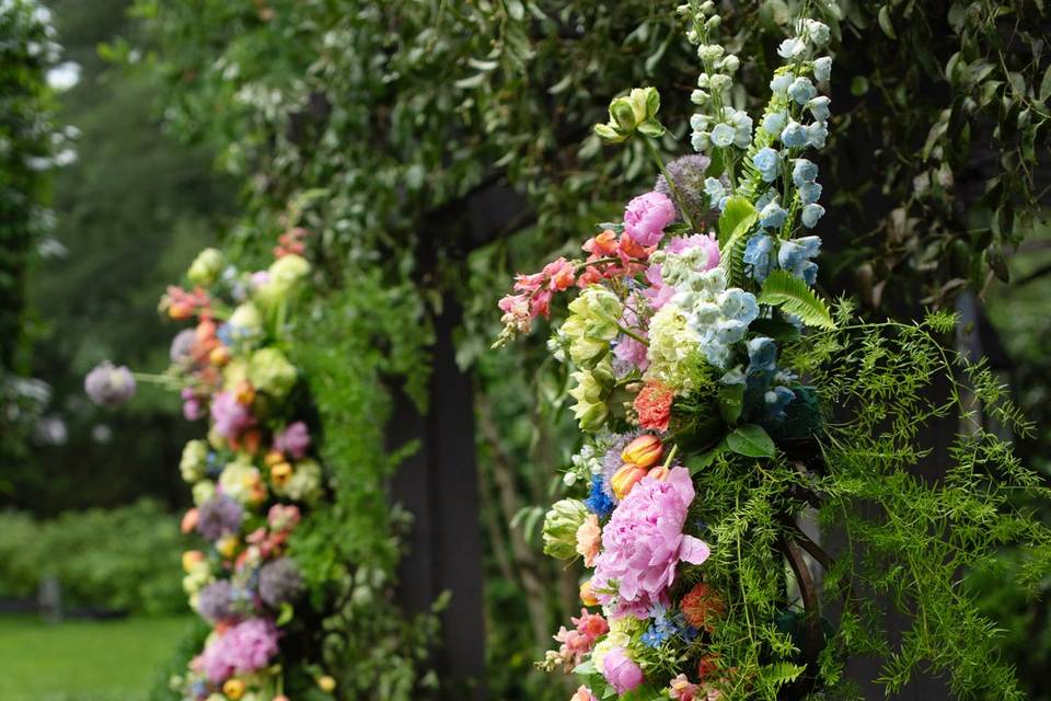 Altar Broken Arch Florals