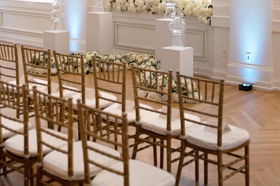 Altar Floral Decor