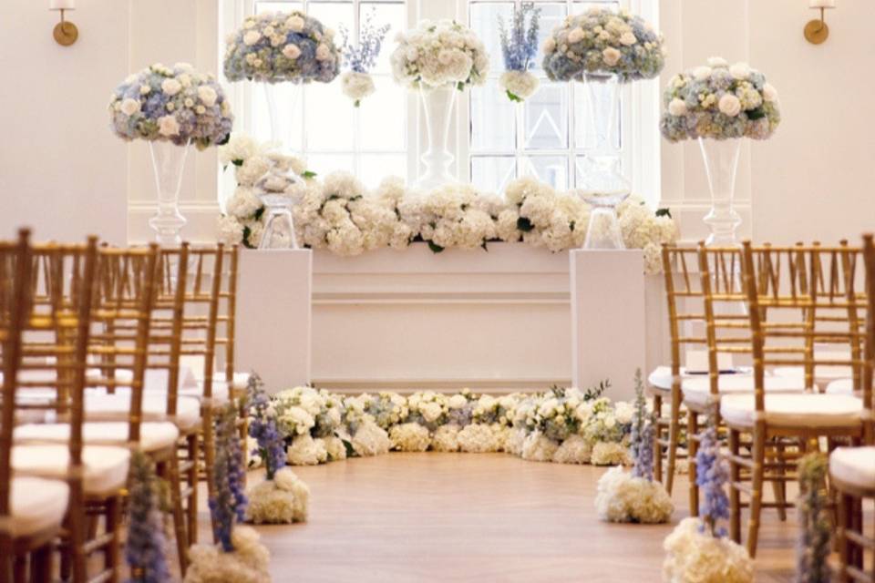Altar Floral Decor