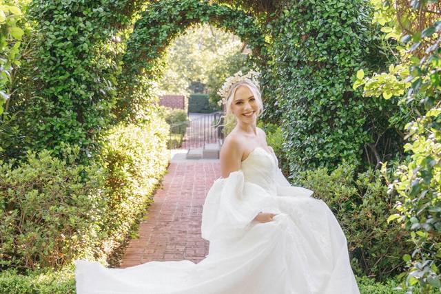 River Oaks Garden Club Bridals