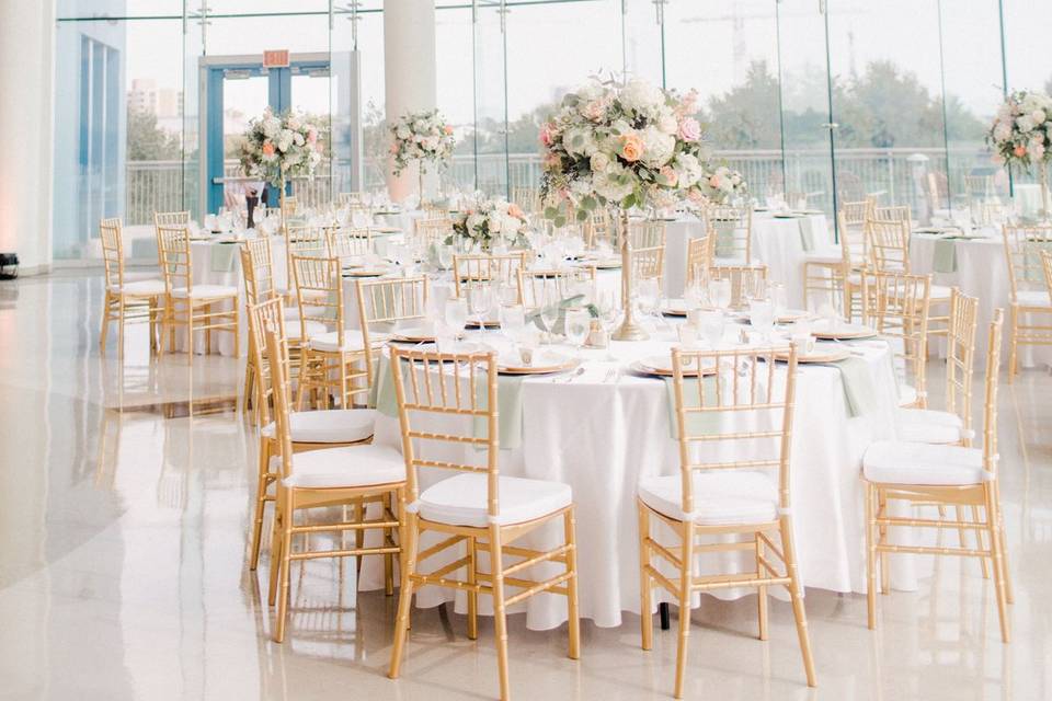 Evelyn's Airy Reception