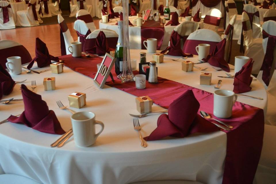 White Banquet Chair Covers, Burgundy Satin Sashes & Table Runners