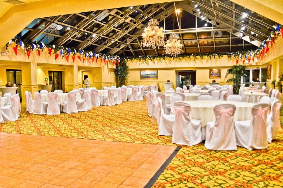 White Banquet Chair Covers & Pink Organza Sashes