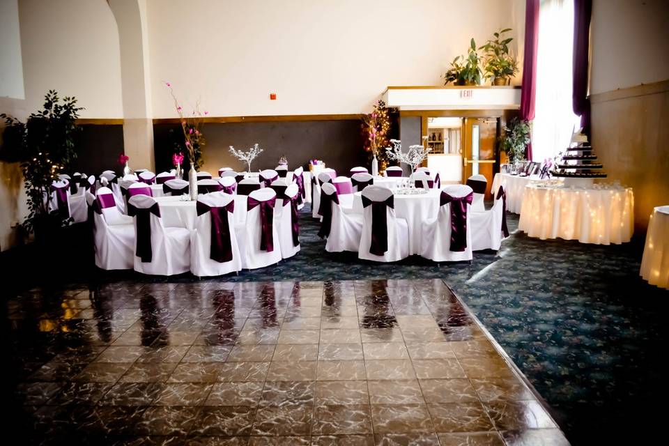 White Banquet Chair Covers & Plum Satin Sashes