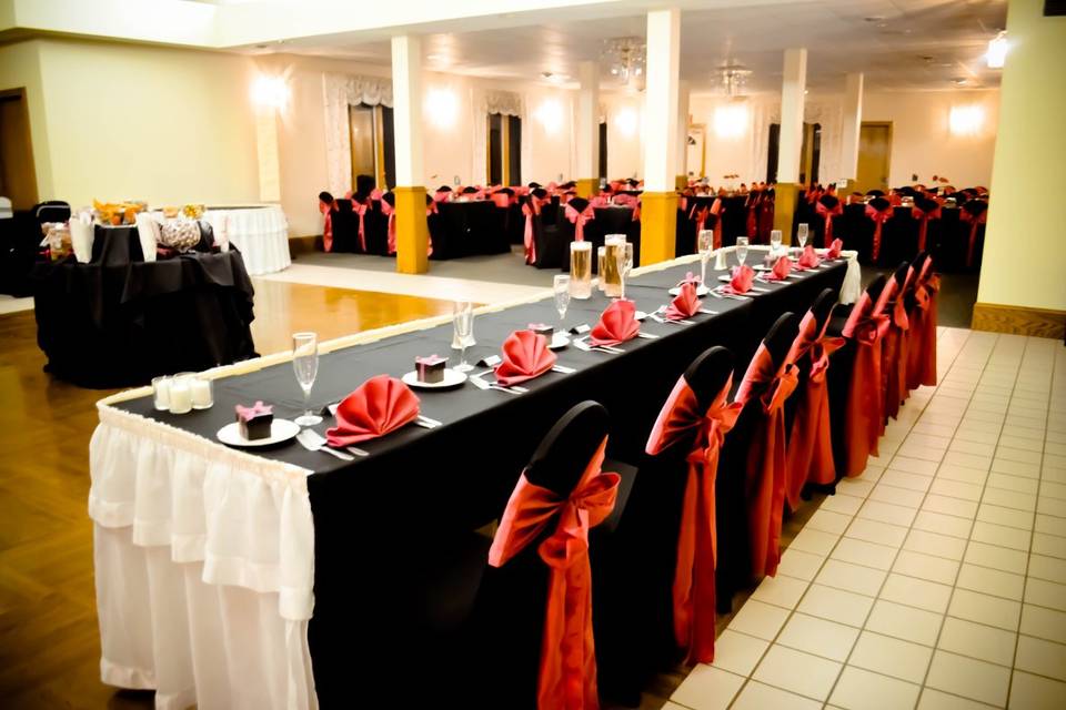 Black Spandex Chair Covers & Watermelon Satin Sashes