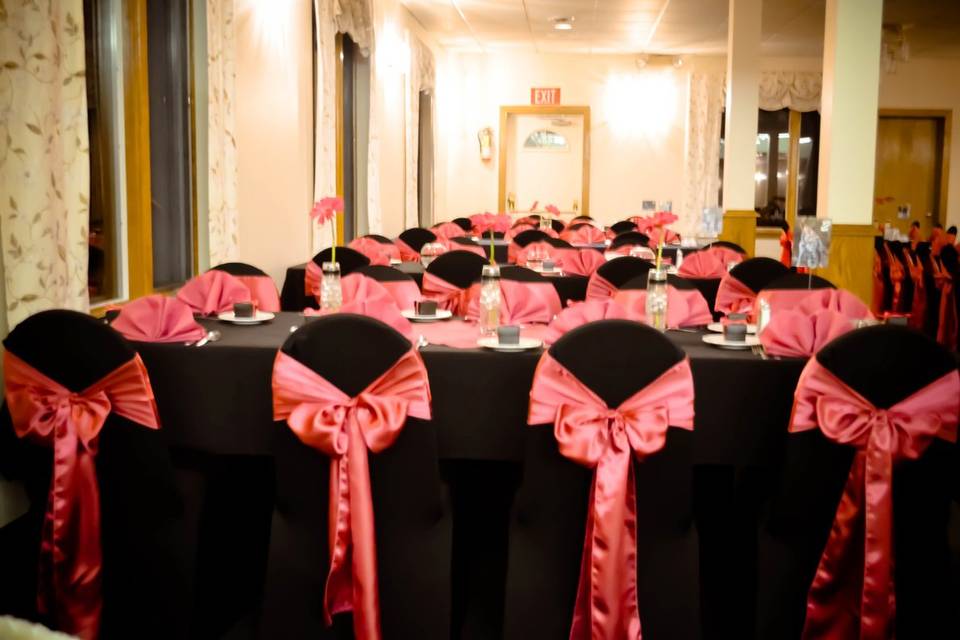 Black Spandex Chair Covers & Watermelon Satin Sashes