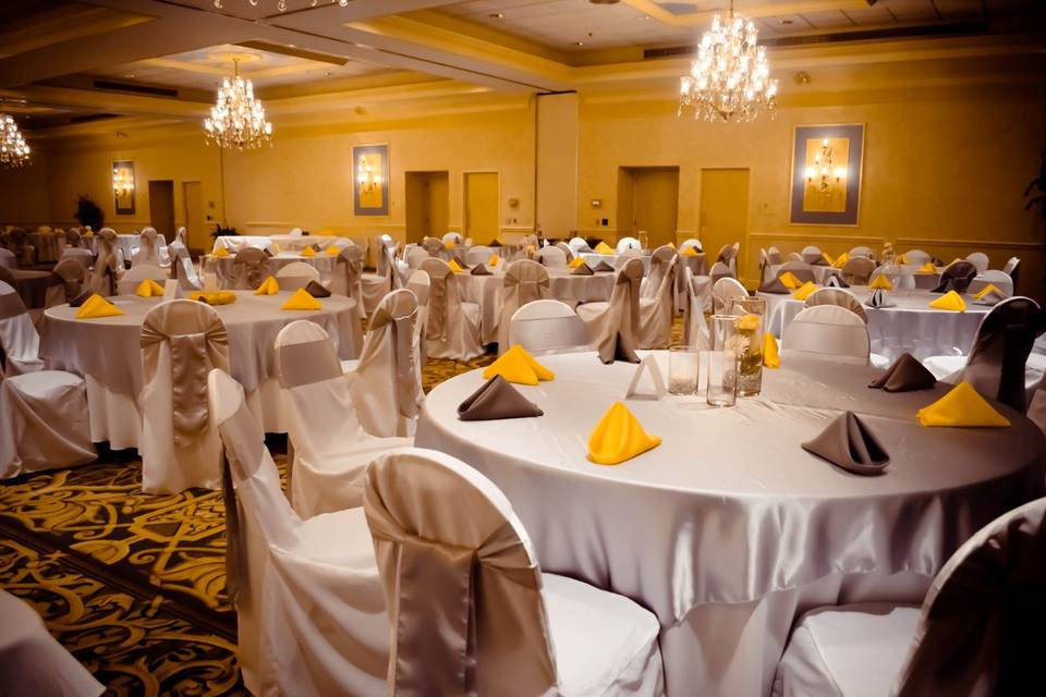 White Banquet Chair Covers, Silver Satin Overlays & Sashes