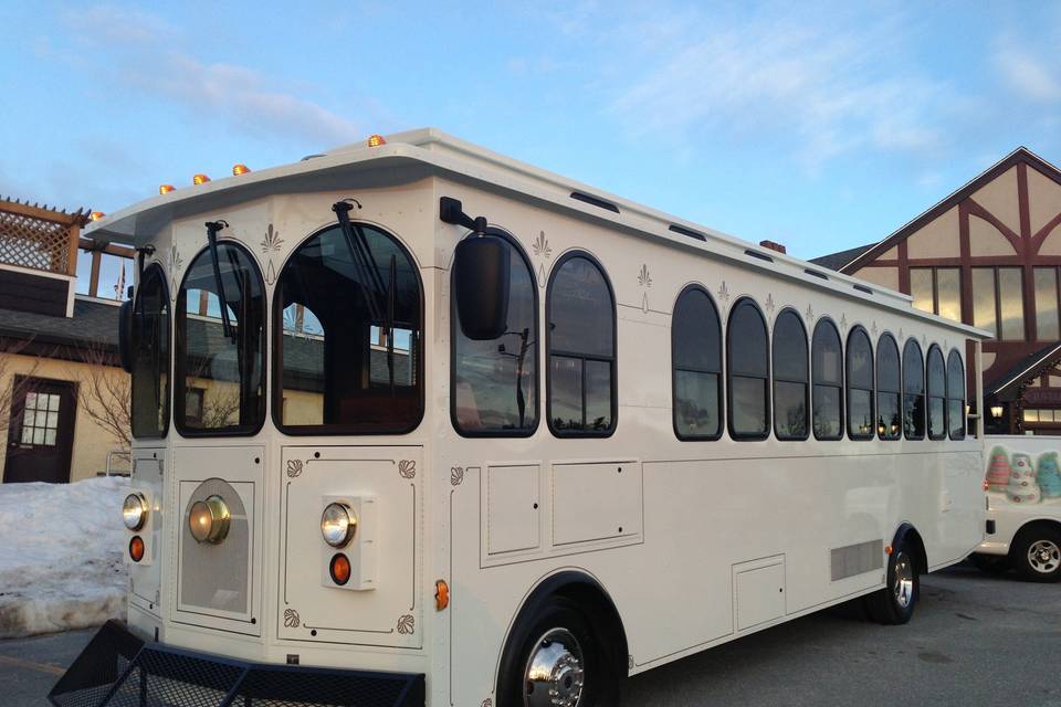 Black Tie Limousine