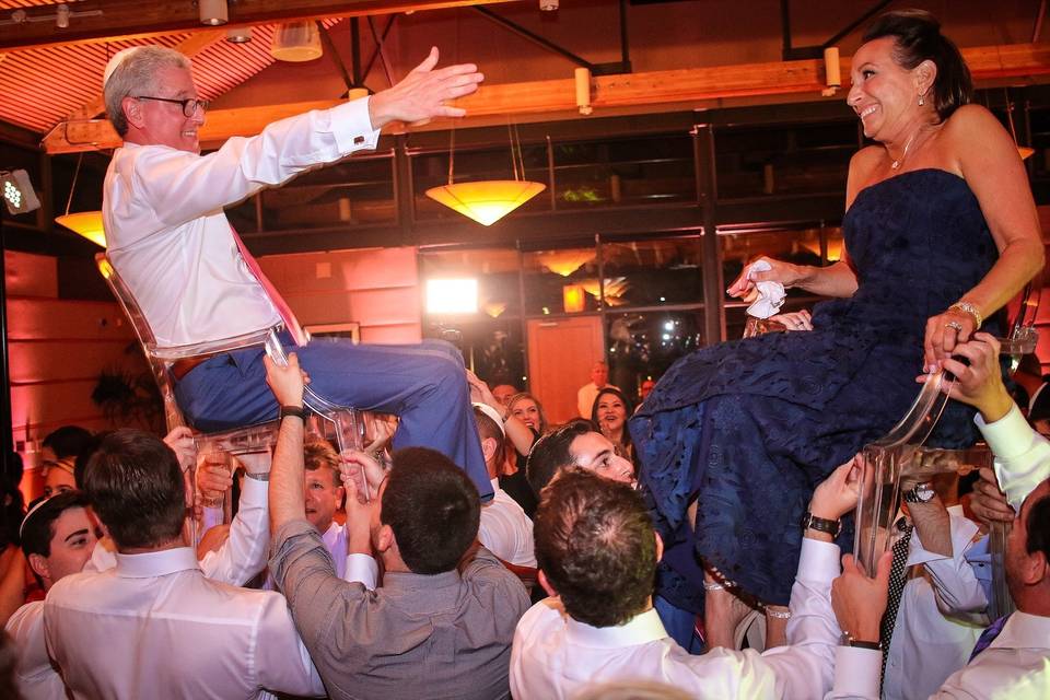 Traditional chair dance