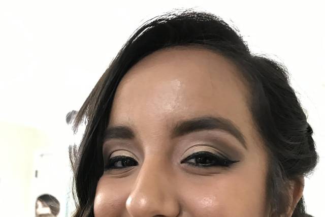 Natural glam with smoky eye.