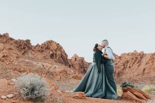 Cactus and Lace Weddings