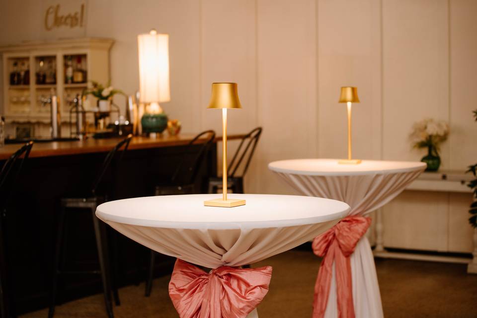 Cocktail bar