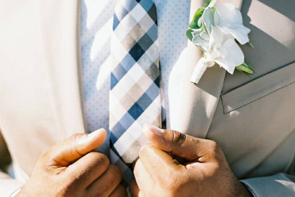 Elegant boutonniere