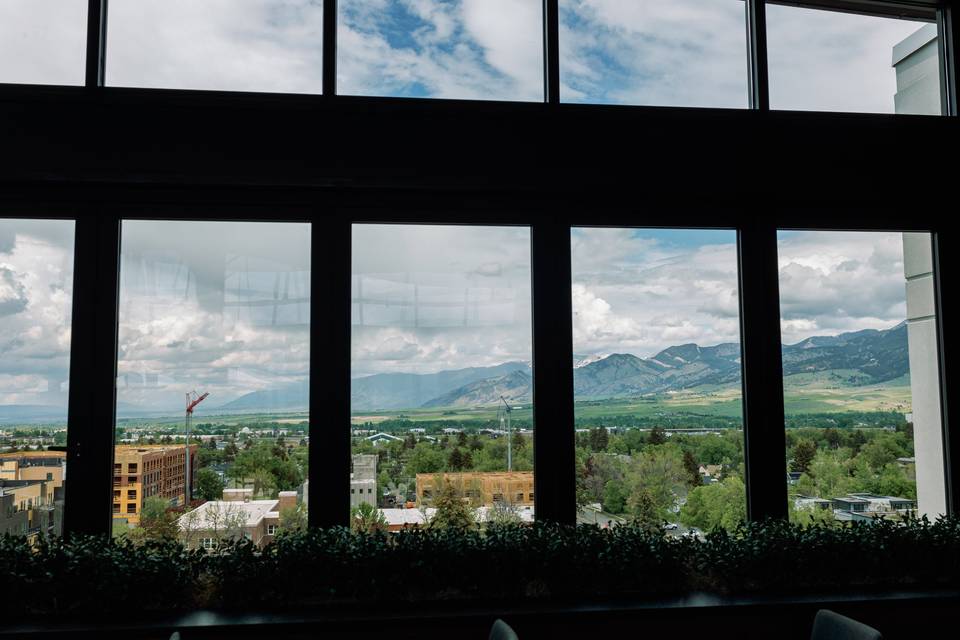 Bridger Mountain Backdrop