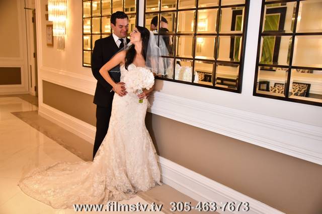 DoubleTree by Hilton Grand Hotel Biscayne Bay
