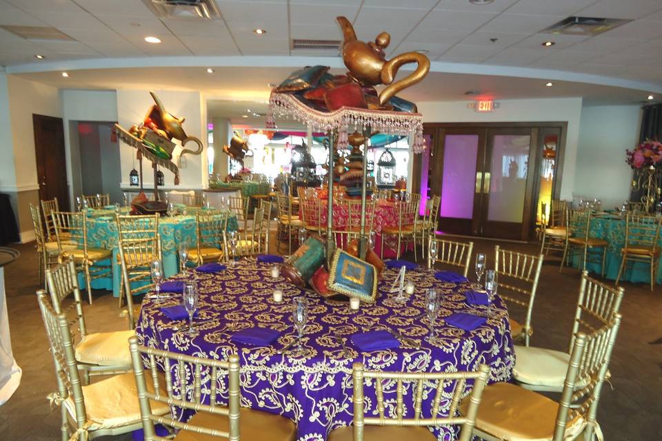 DoubleTree Grand Biscayne Bay Hotel