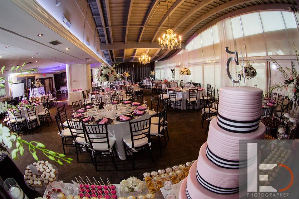 DoubleTree Grand Biscayne Bay Hotel