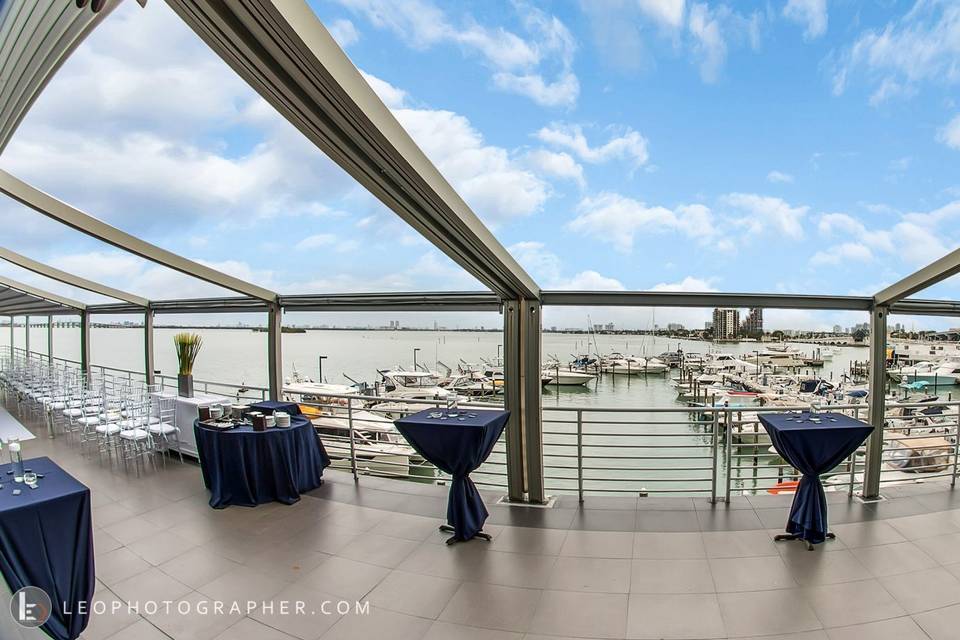DoubleTree Grand Biscayne Bay Hotel
