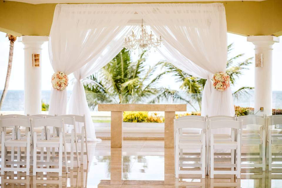 Wedding gazebo in mexico