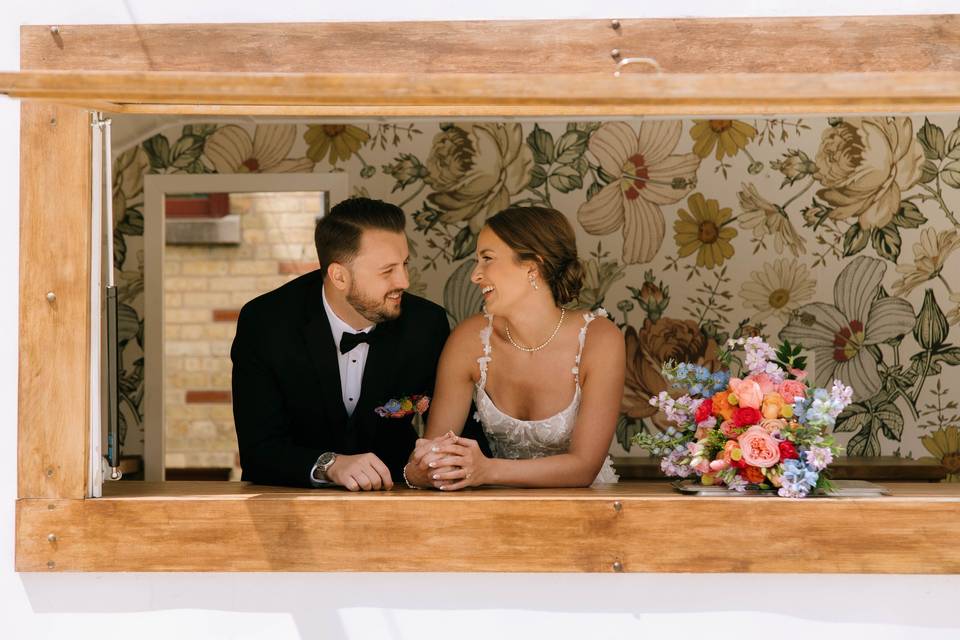 Couple in Camper Bar Poppy