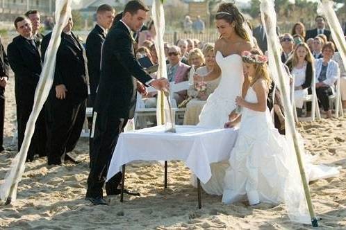 Sand ceremony on the beach