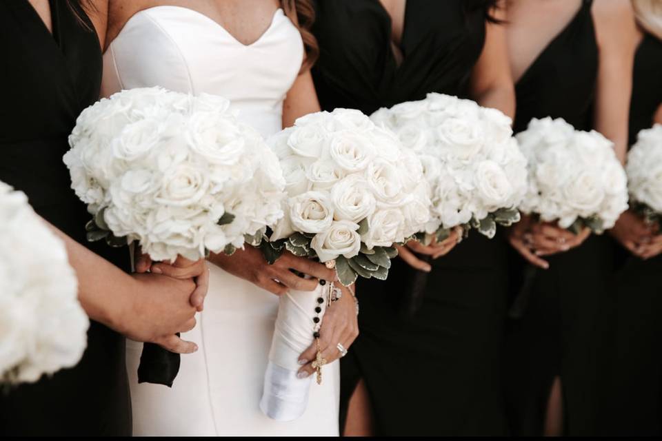 Clean Round Bouquets