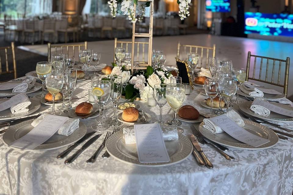 Large Centerpiece