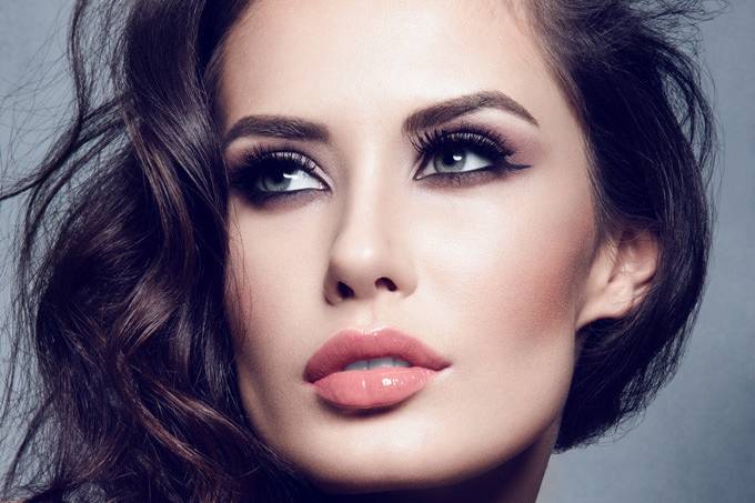 Nicole- Yves Saint Laurent/Giorgio Armani Beauty