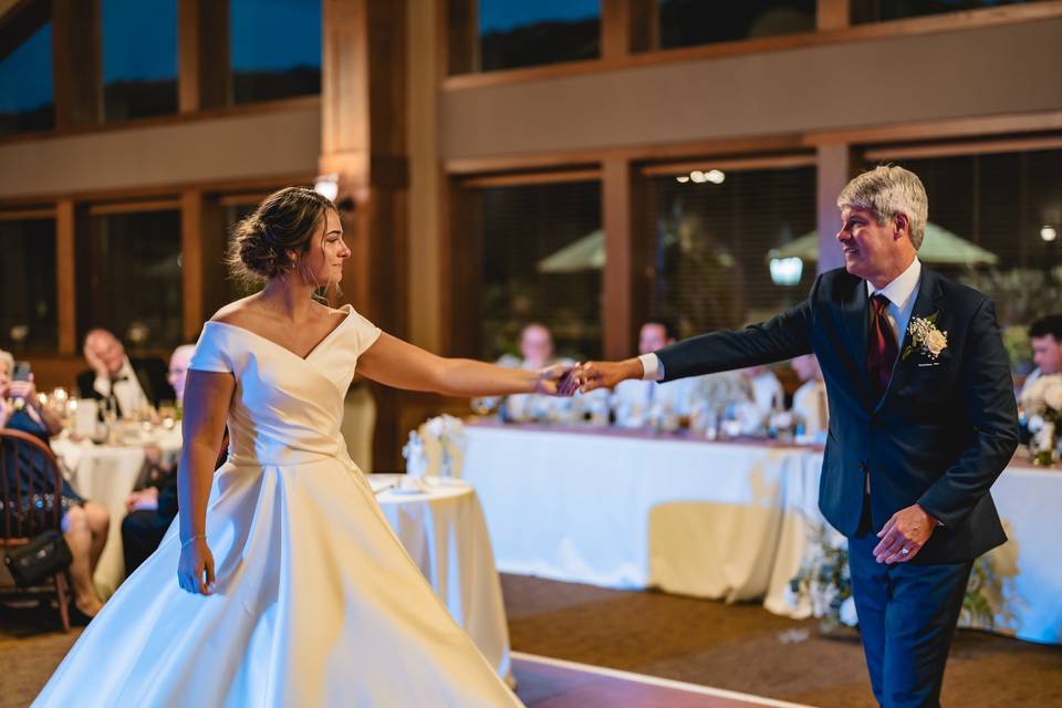 Father and daughter dance