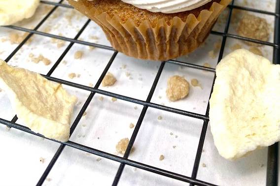 Apple Cobbler Cupcake