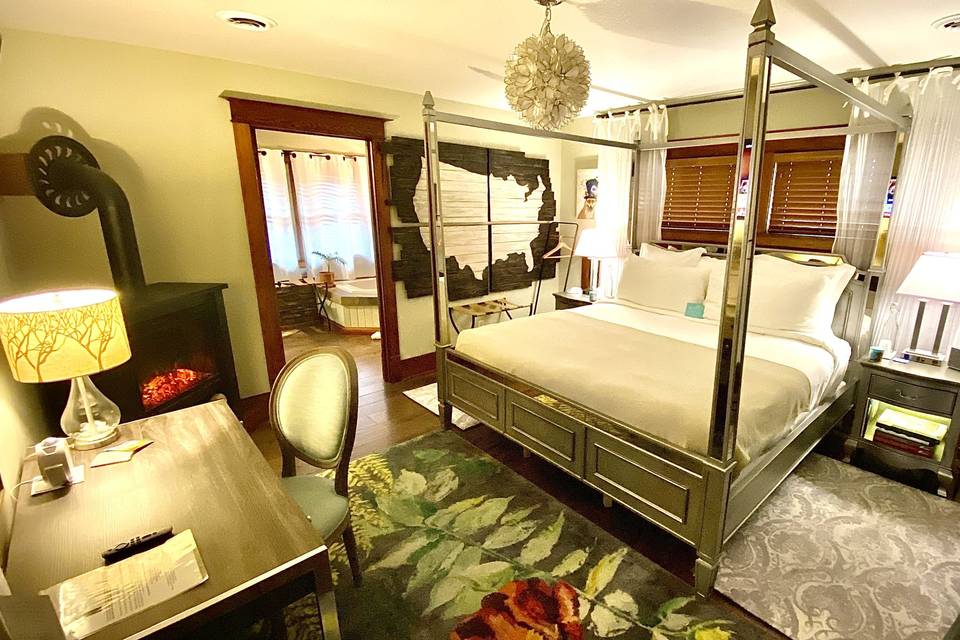 Carriage House suite