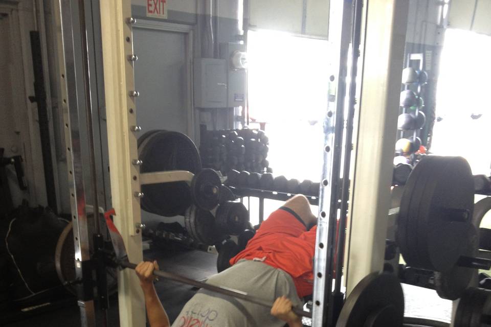 Luis chest press