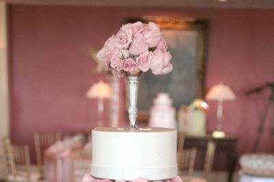 Cake with rose's