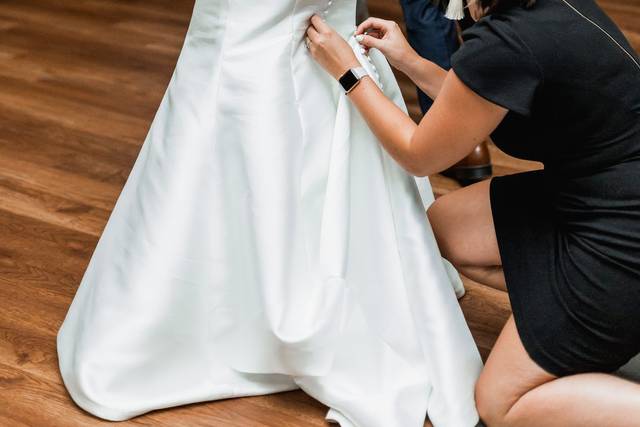 Coordinator Bustling Bride