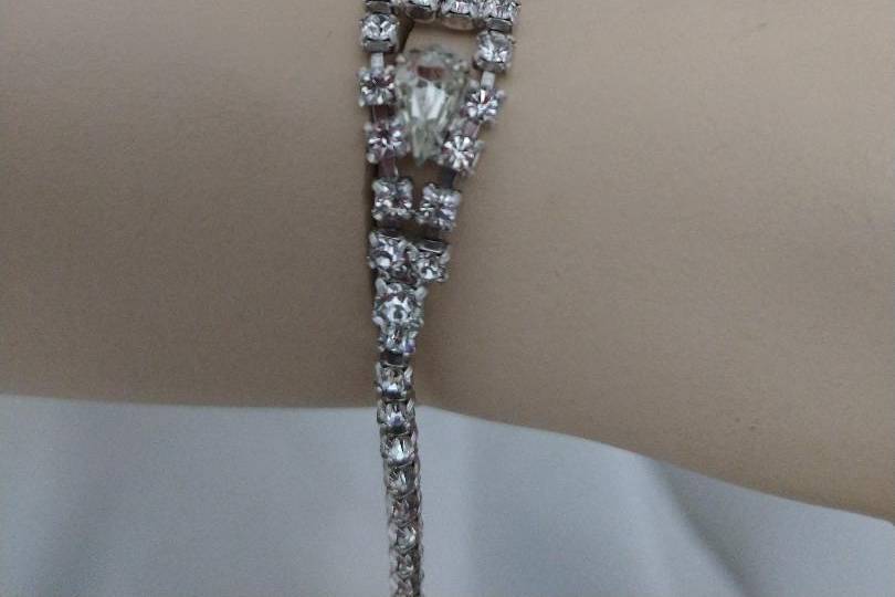 Vintage rhinestone bracelet