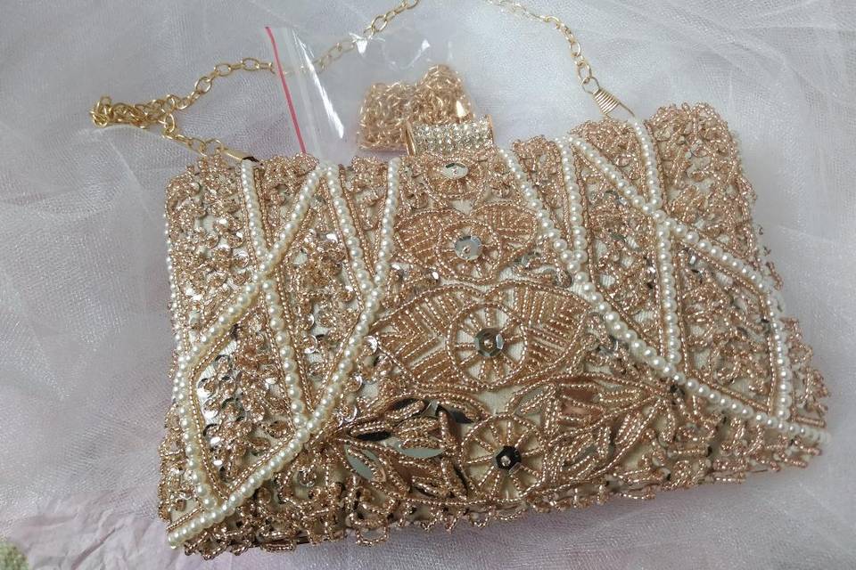 Bling! Bridal purses