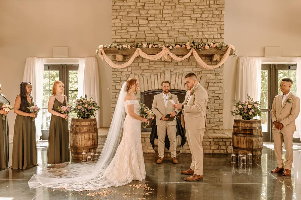 Sommer & Greg indoor ceremony