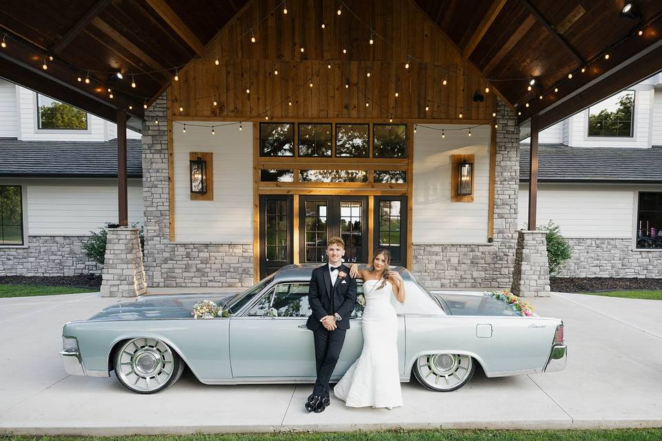 Bridal party on back patio