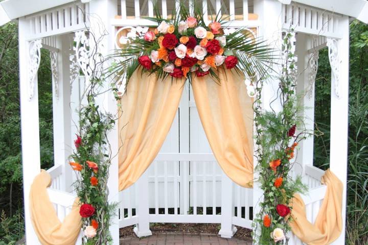 Ceremony arch