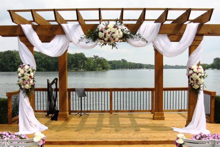 Ceremony arch